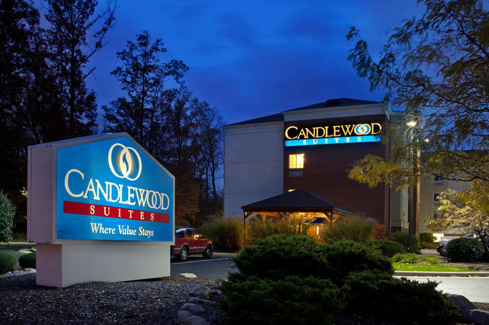 Sonesta Simply Suites Cleveland North Olmsted Airport Exteriér fotografie