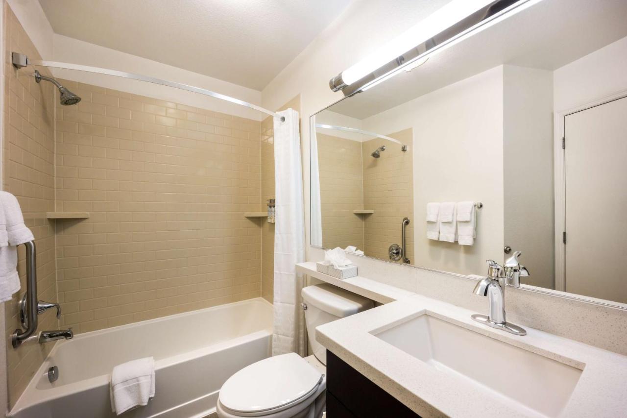 Sonesta Simply Suites Cleveland North Olmsted Airport Exteriér fotografie