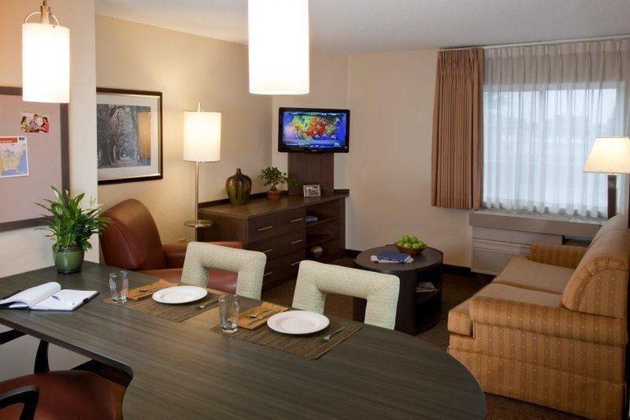 Sonesta Simply Suites Cleveland North Olmsted Airport Exteriér fotografie
