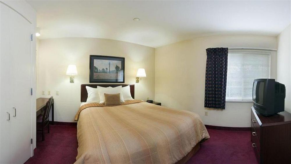 Sonesta Simply Suites Cleveland North Olmsted Airport Exteriér fotografie