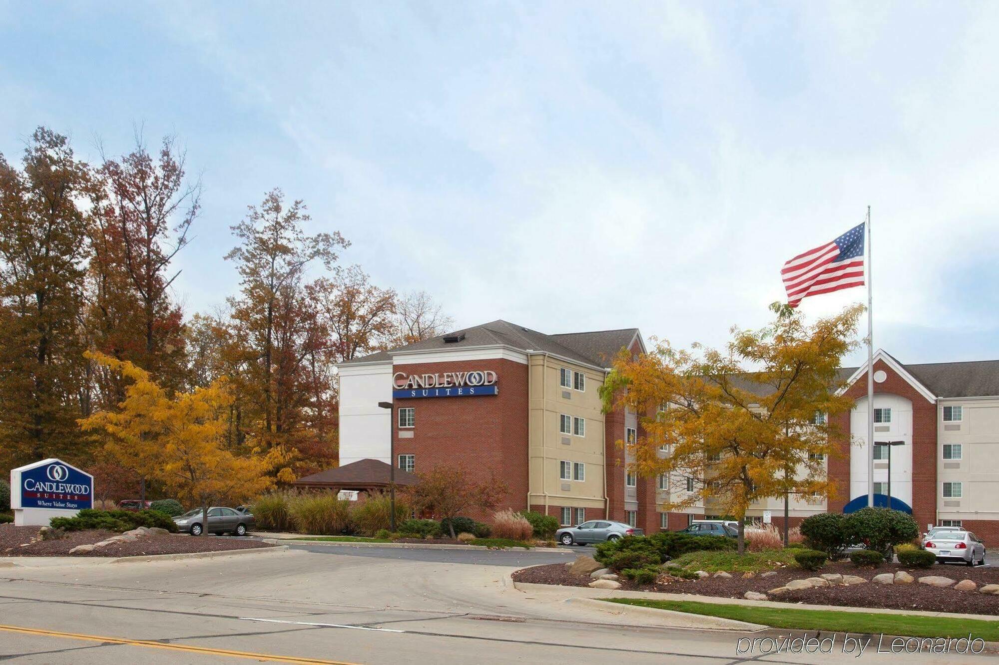 Sonesta Simply Suites Cleveland North Olmsted Airport Exteriér fotografie